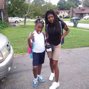 Meet your Posher, Ambrina